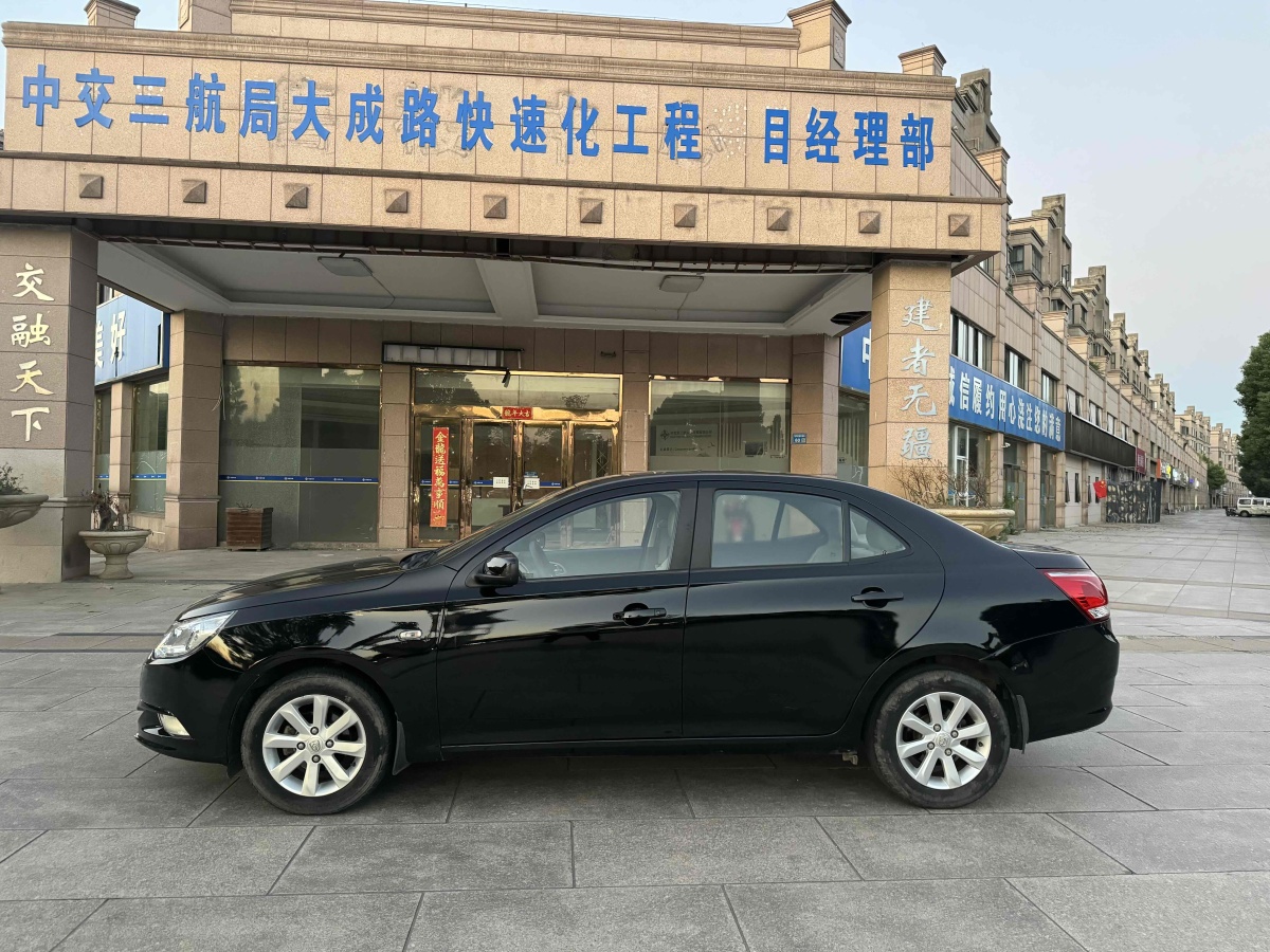 寶駿 630  2012款 1.5L DVVT手動精英型圖片