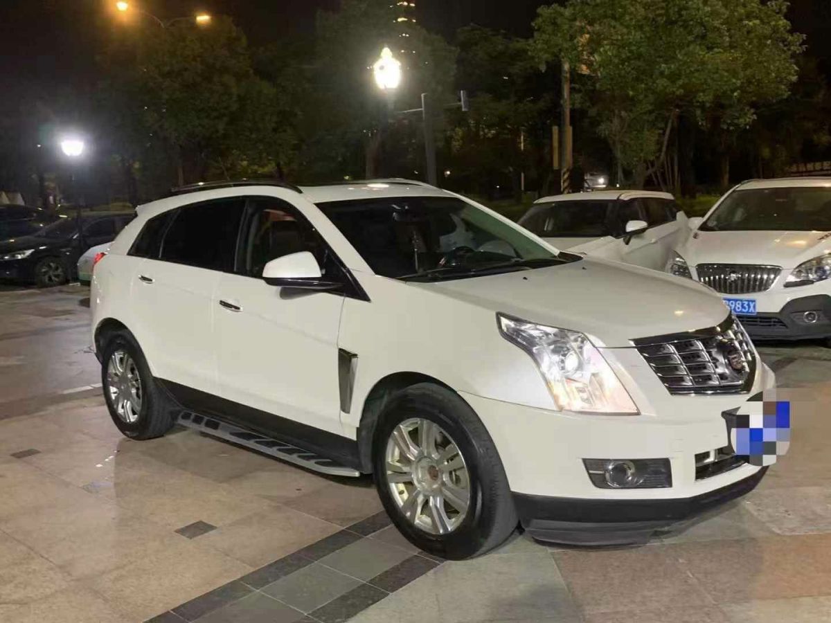 凱迪拉克 SRX  2015款 3.0L 領(lǐng)先型圖片