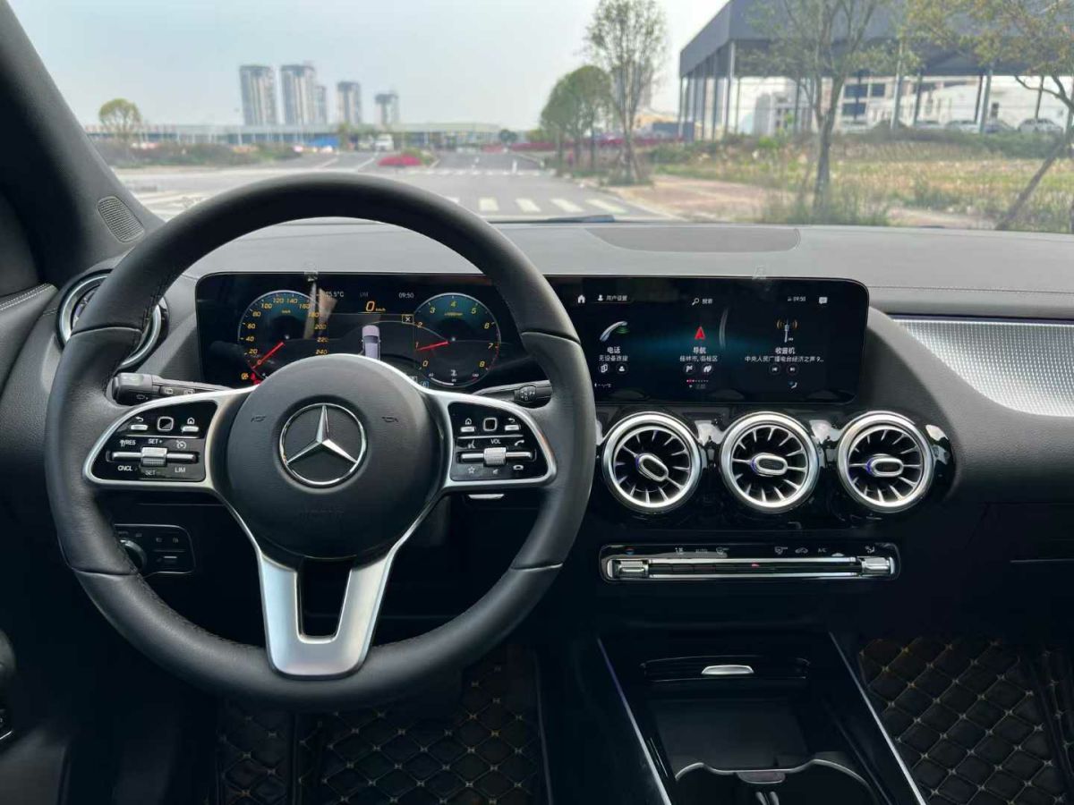 奔馳 奔馳GLA AMG  2021款 AMG GLA 45 4MATIC+圖片