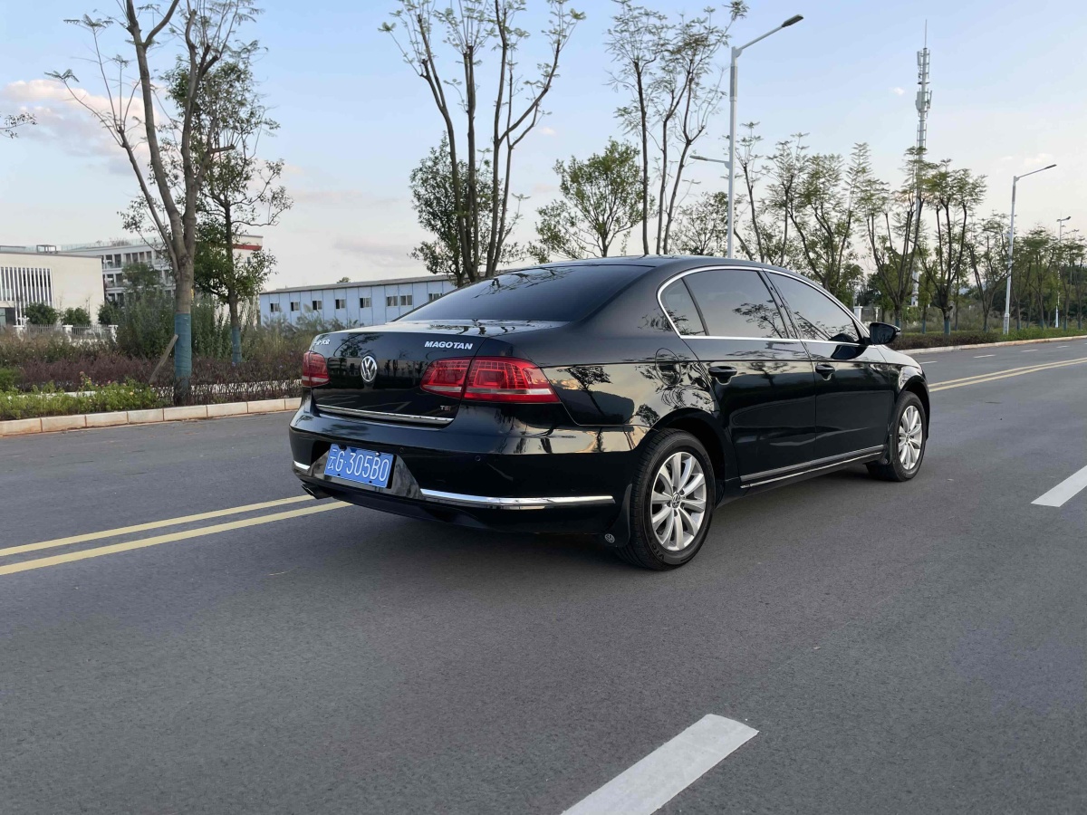 大眾 邁騰  2015款 1.8TSI 領(lǐng)先型圖片