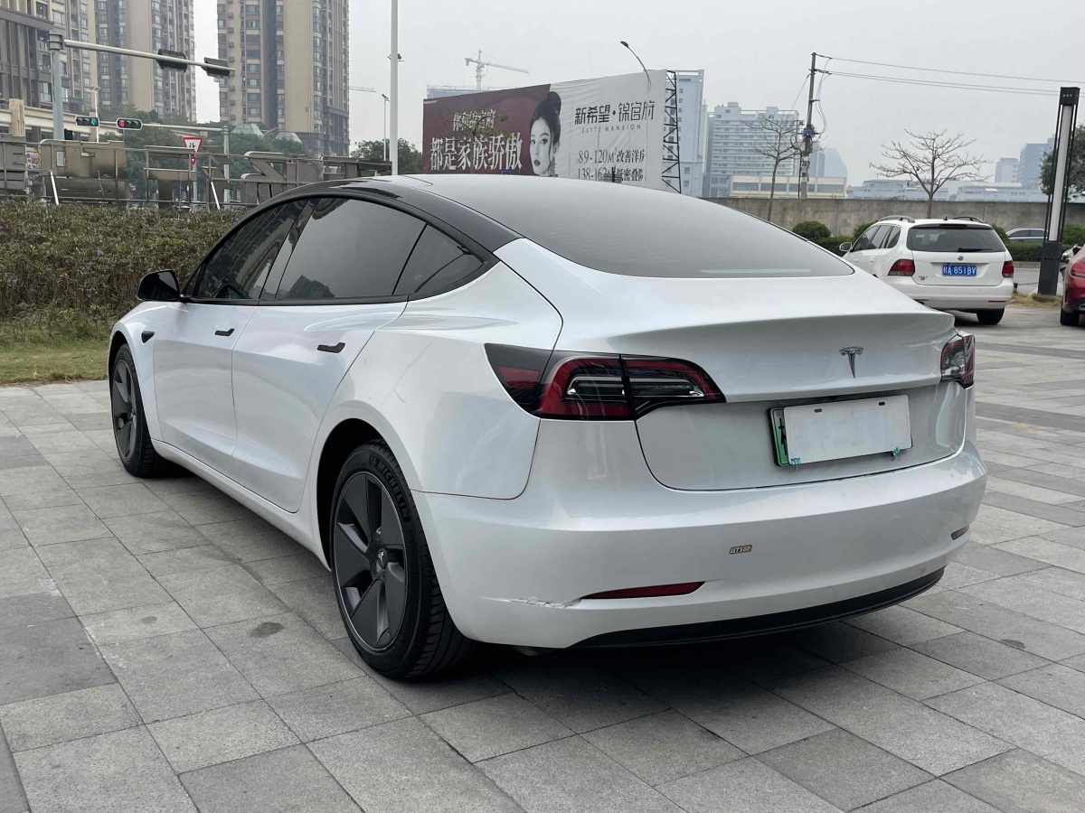 特斯拉 Model Y  2022款 改款 后輪驅(qū)動版圖片