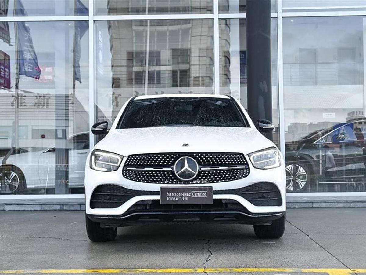 奔馳 奔馳GLC  2021款 GLC 260 4MATIC 轎跑SUV圖片