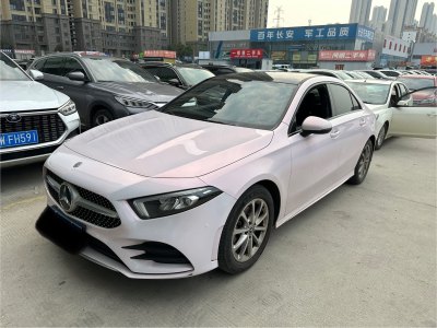 2021年3月 奔馳 奔馳A級(jí) A 200 L 運(yùn)動(dòng)轎車時(shí)尚型圖片