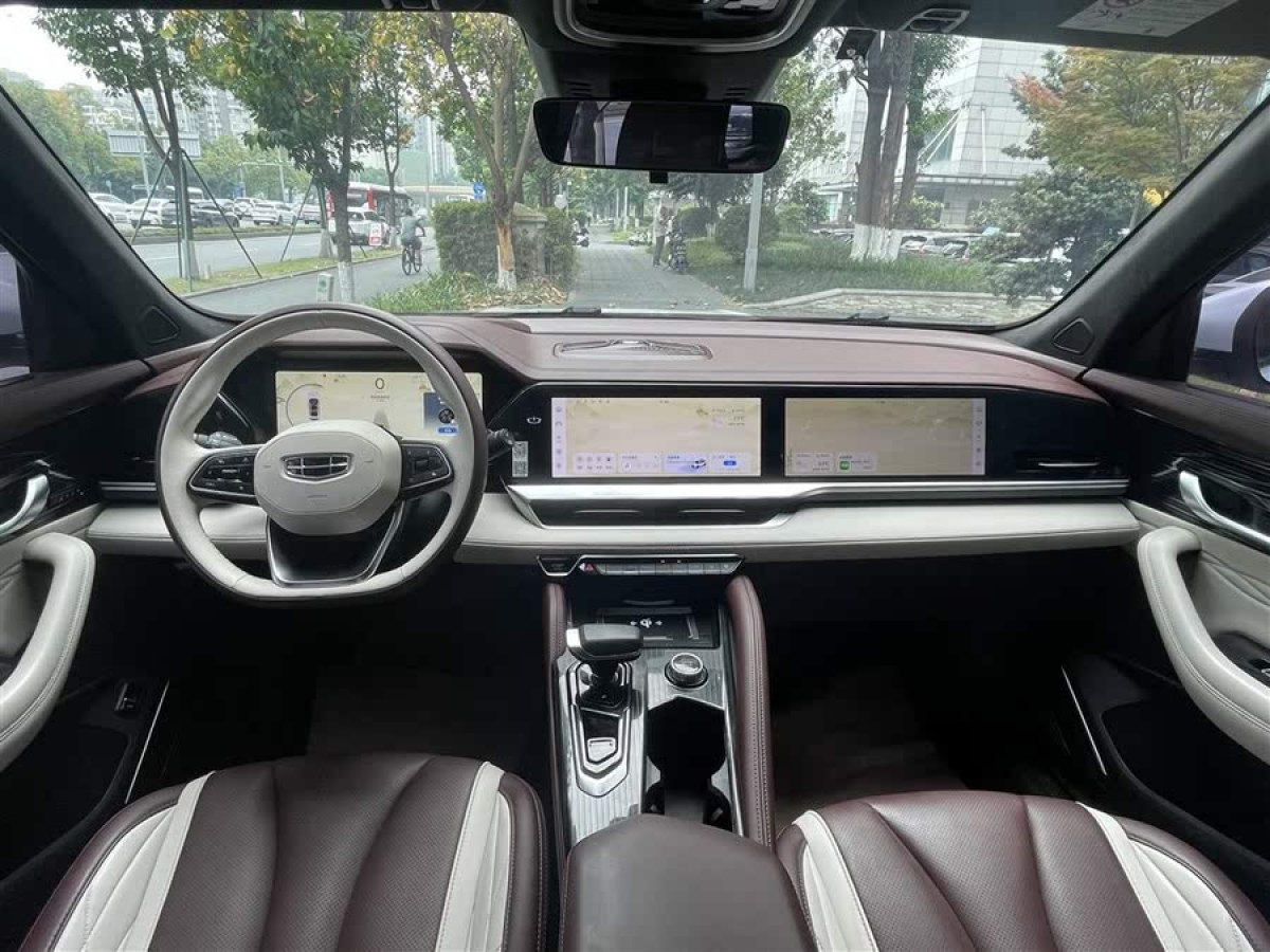 吉利 星越L  2021款 2.0TD DCT EVO兩驅(qū)尊貴型圖片