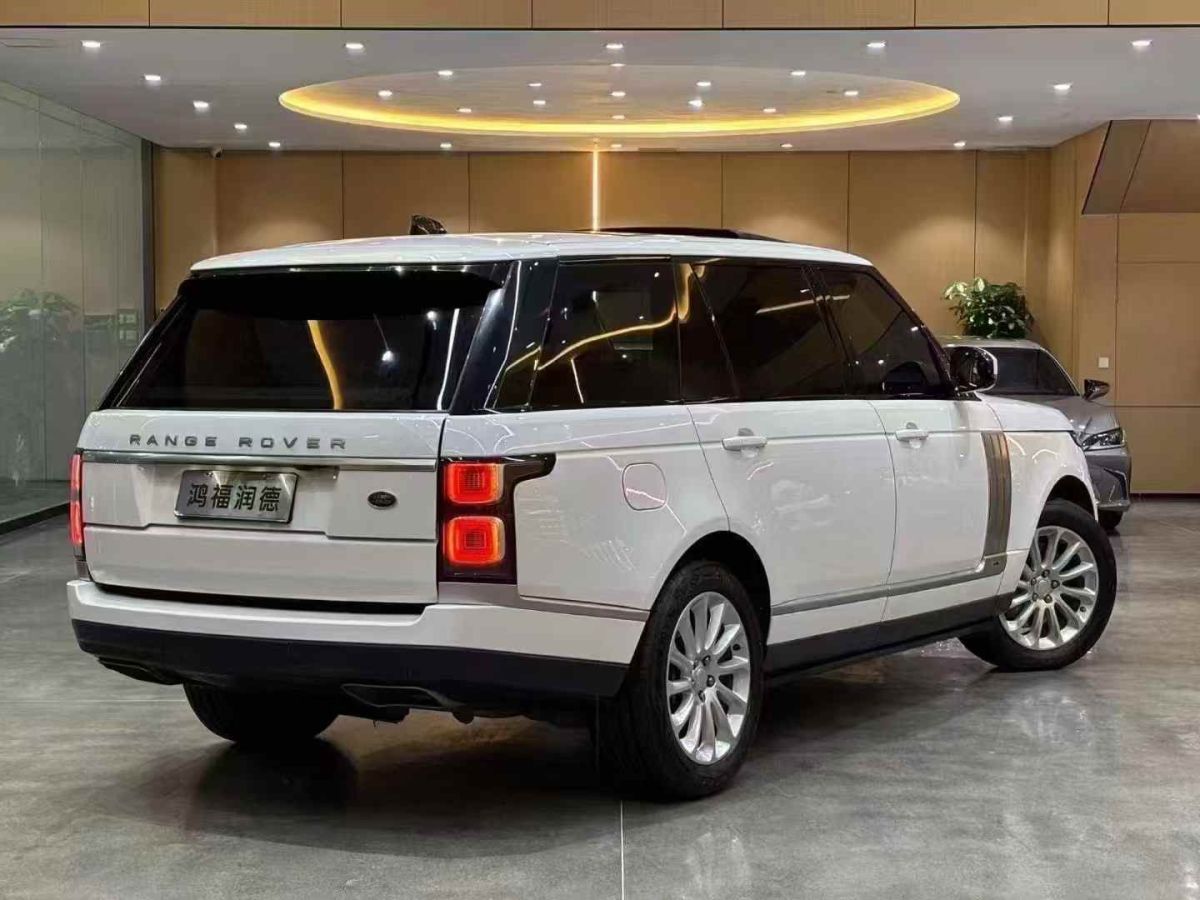 路虎 攬勝  2018款 3.0 V6 SC AB 尊崇創(chuàng)世加長版圖片