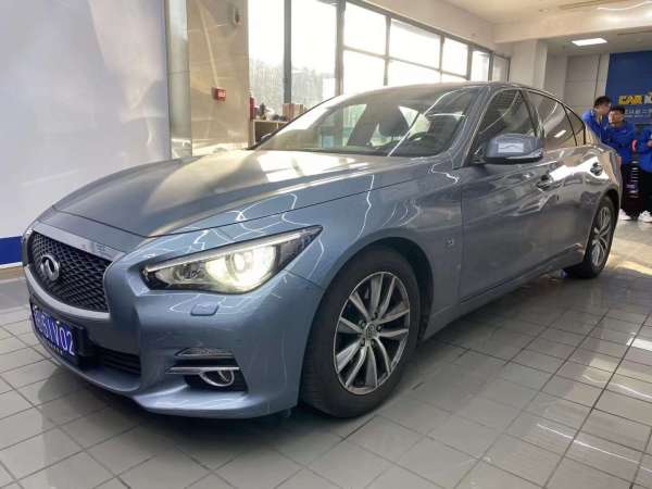 英菲尼迪 Q50  2014款 3.7L 舒适版