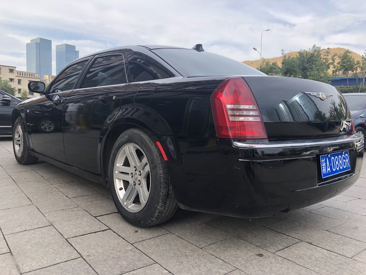 2007年11月克萊斯勒 300c 2006款 2.7l 豪華領航版