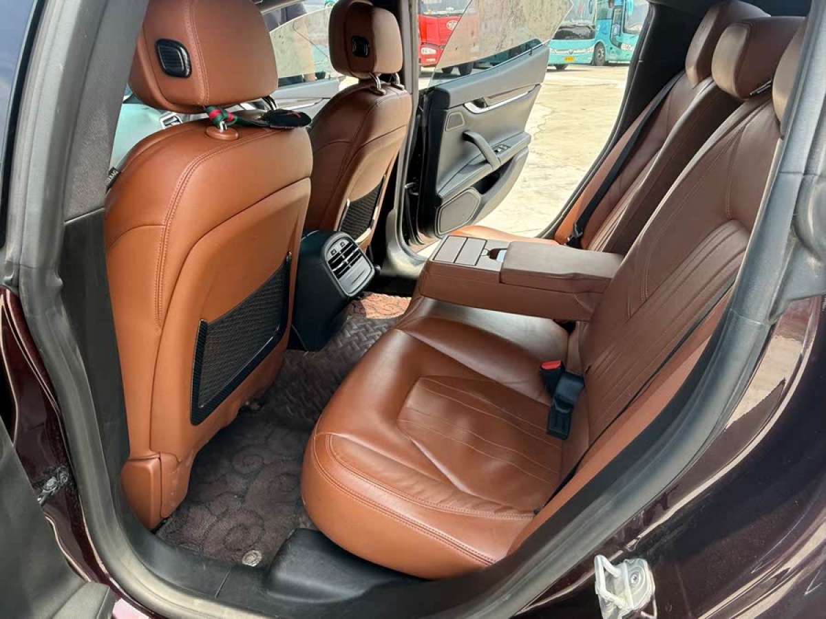 瑪莎拉蒂 Ghibli  2014款 3.0T 標(biāo)準(zhǔn)版圖片