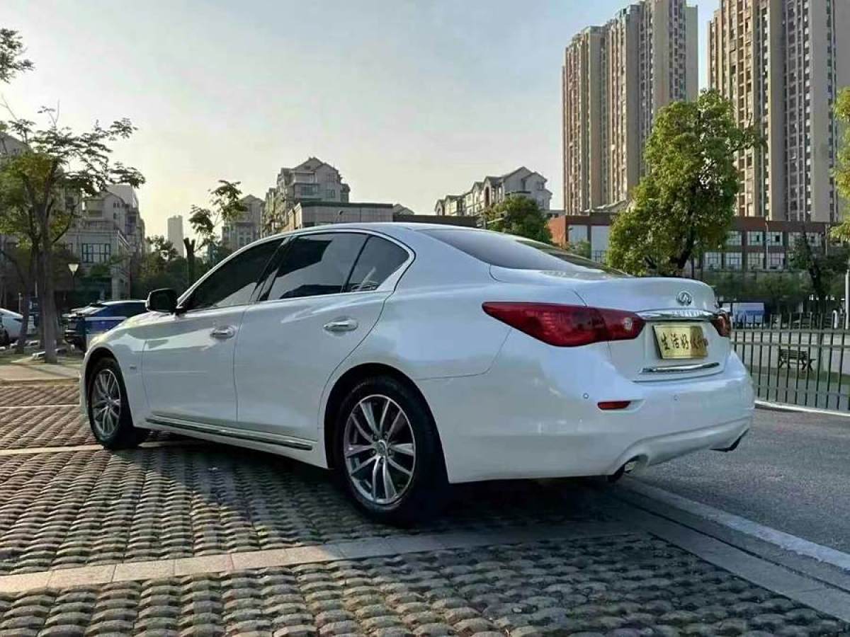 英菲尼迪 Q50L  2015款 2.0T 悅享版圖片