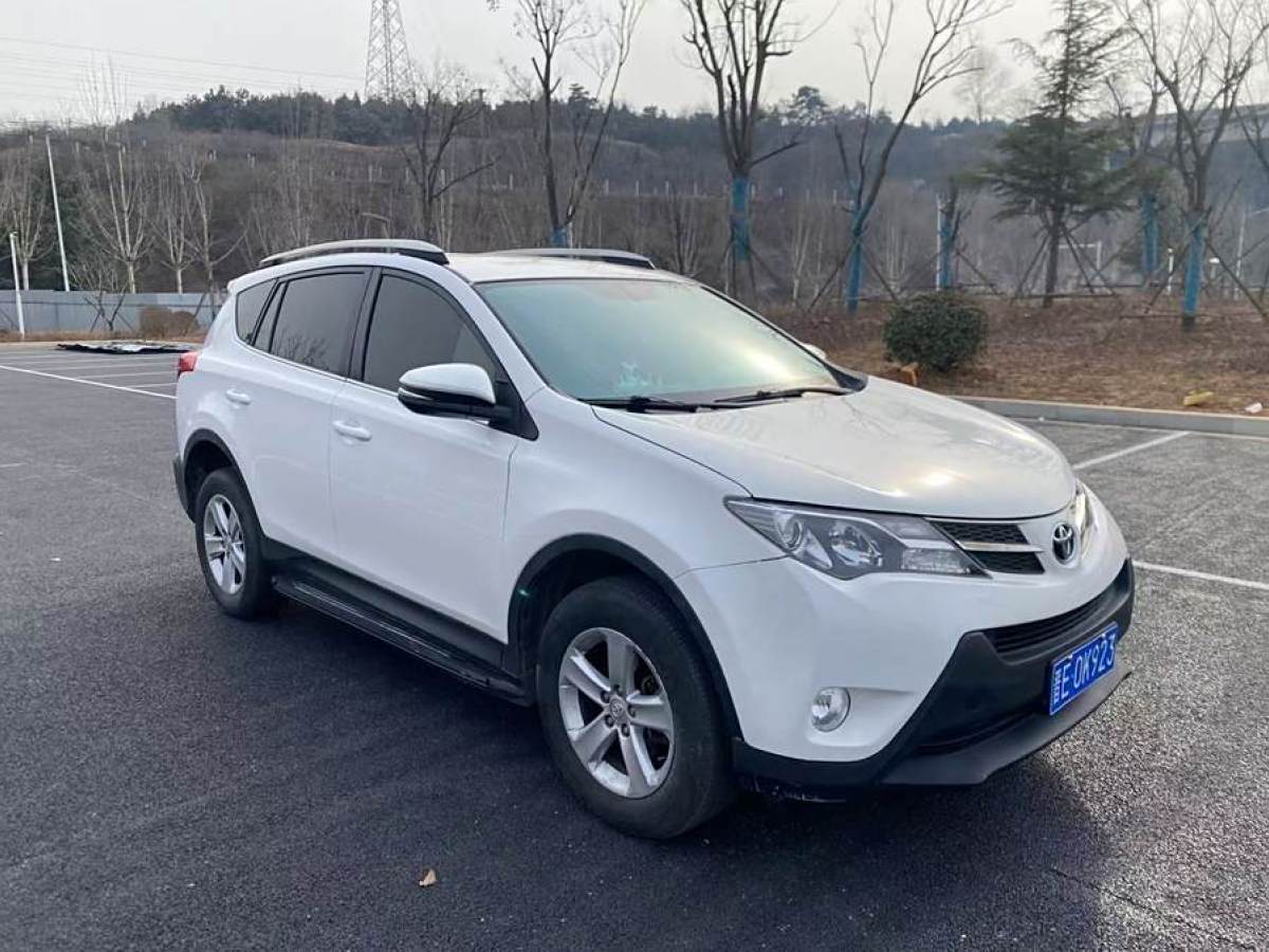 豐田 RAV4榮放  2013款 2.0L CVT兩驅(qū)都市版圖片