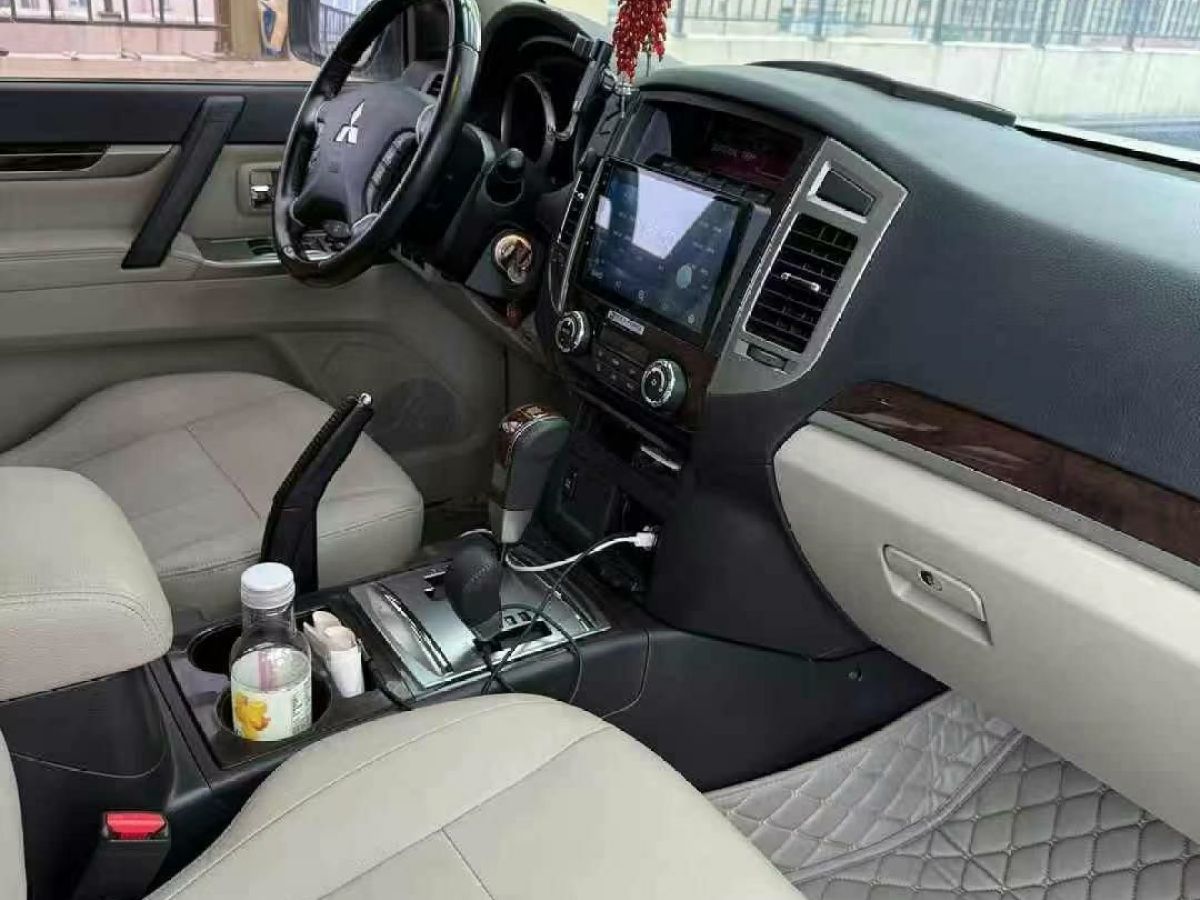 奔馳 奔馳GLE  2019款 GLE 400 4MATIC 臻藏版(特殊配置)圖片
