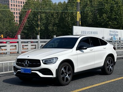 2022年10月 奔馳 奔馳GLC(進口) 改款 GLC 260 4MATIC 轎跑SUV圖片