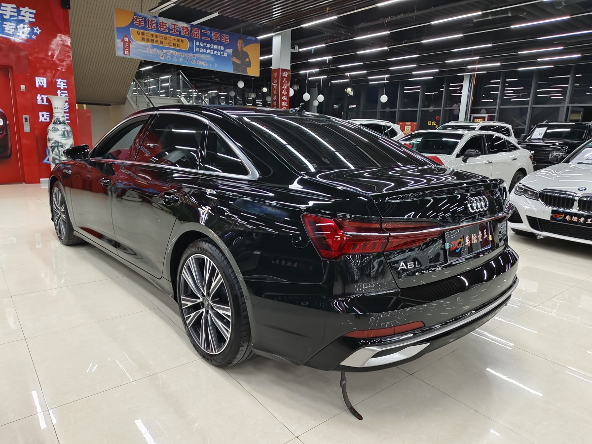 奧迪 奧迪A6L  2023款 改款 45 TFSI 臻選動感型圖片