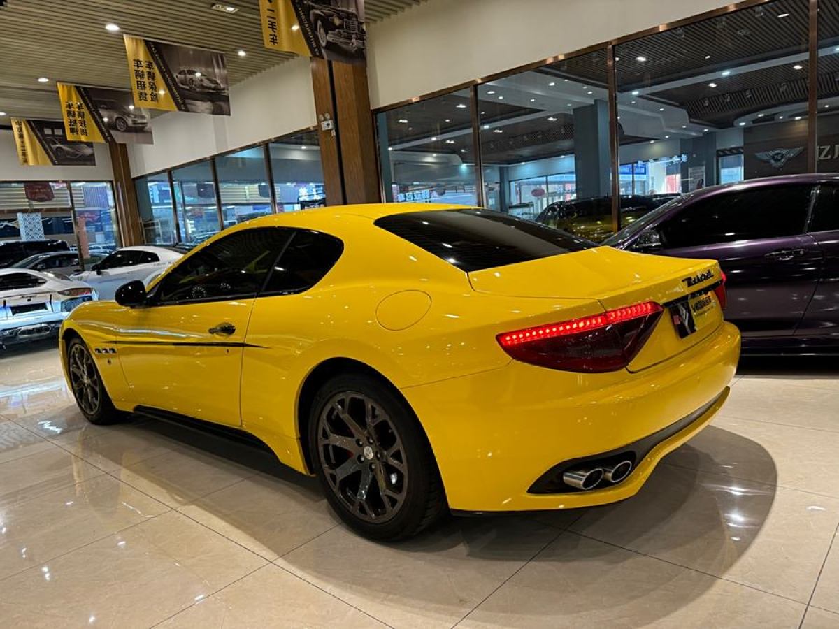 瑪莎拉蒂 GranTurismo  2007款 4.2L 標(biāo)準(zhǔn)版圖片