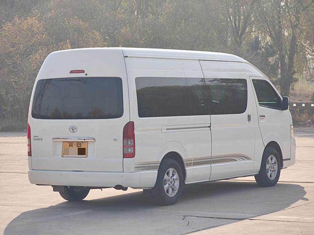 豐田 HIACE  2011款 2.7L自動標準版13座圖片