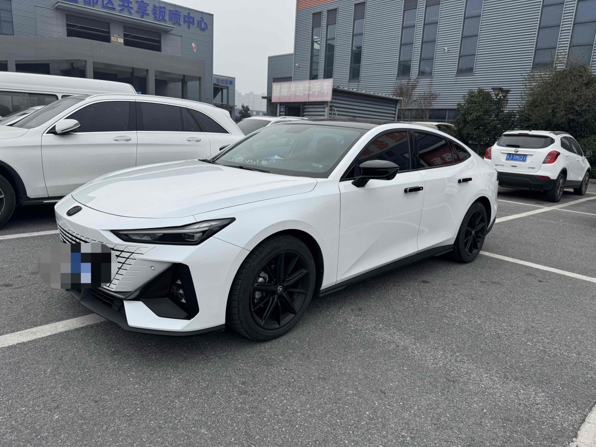 長(zhǎng)安 長(zhǎng)安UNI-V  2022款 1.5T 尊貴型圖片