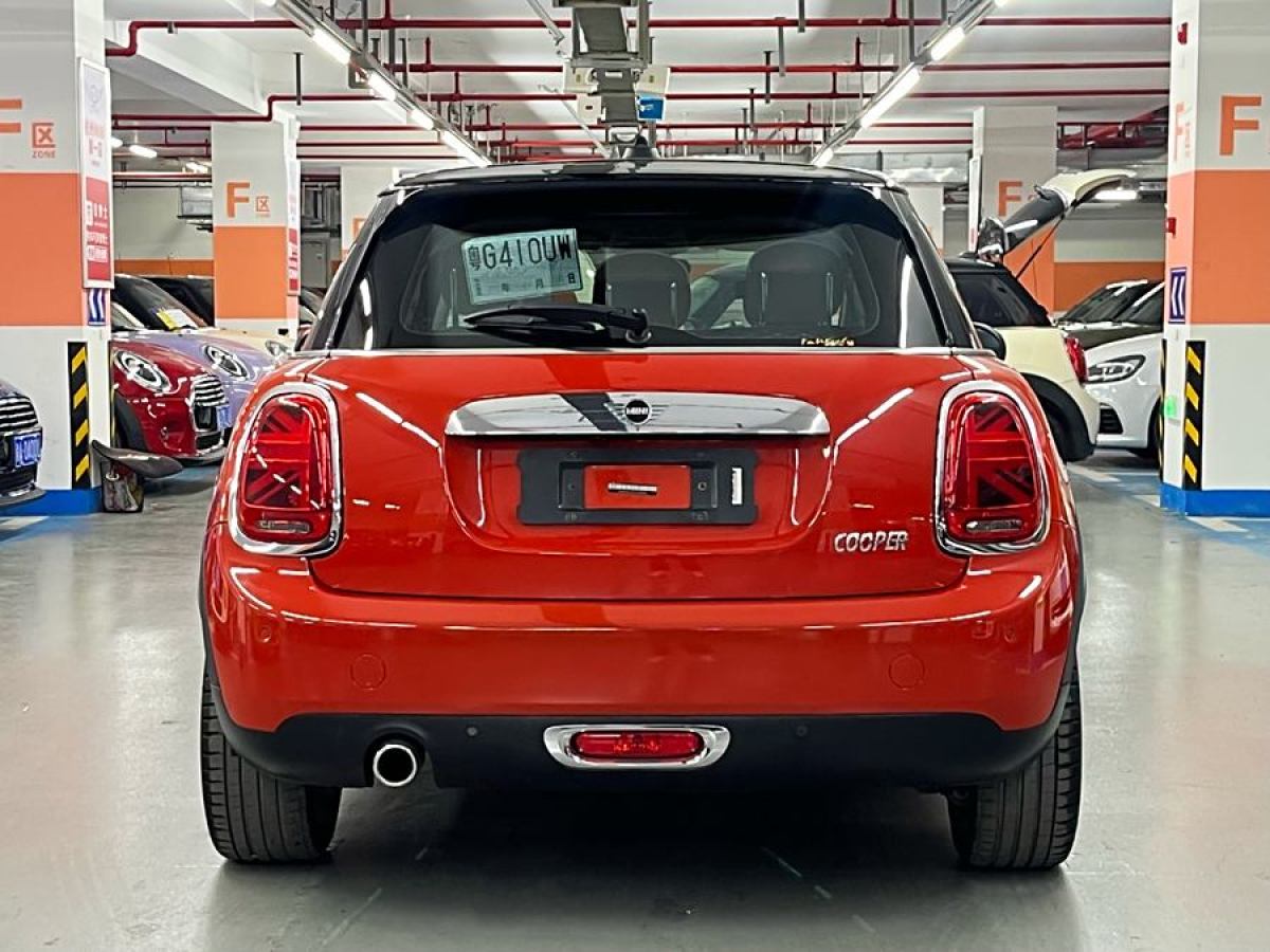 2020年2月MINI MINI  2019款 1.5T COOPER 經(jīng)典派 五門版