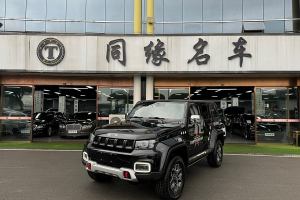 BJ40 北京  PLUS 2.3T 自动四驱尊享版 国VI