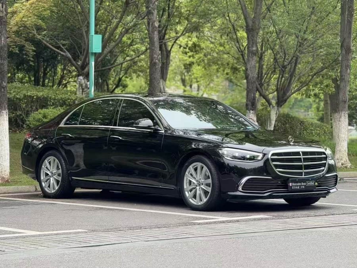 奔馳 奔馳S級(jí)  2023款 改款 S 400 L 商務(wù)型圖片