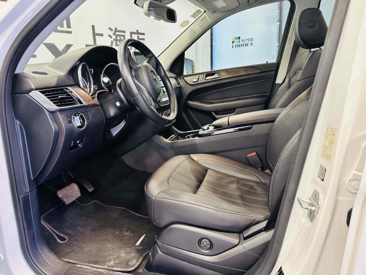 奔馳 奔馳GLE  2016款 GLE 320 4MATIC 動(dòng)感型圖片