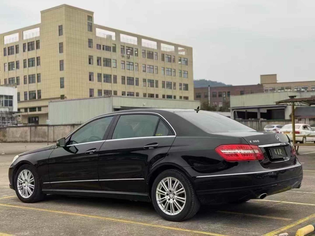 奔馳 奔馳C級(jí)  2011款 C350 3.5 V6圖片