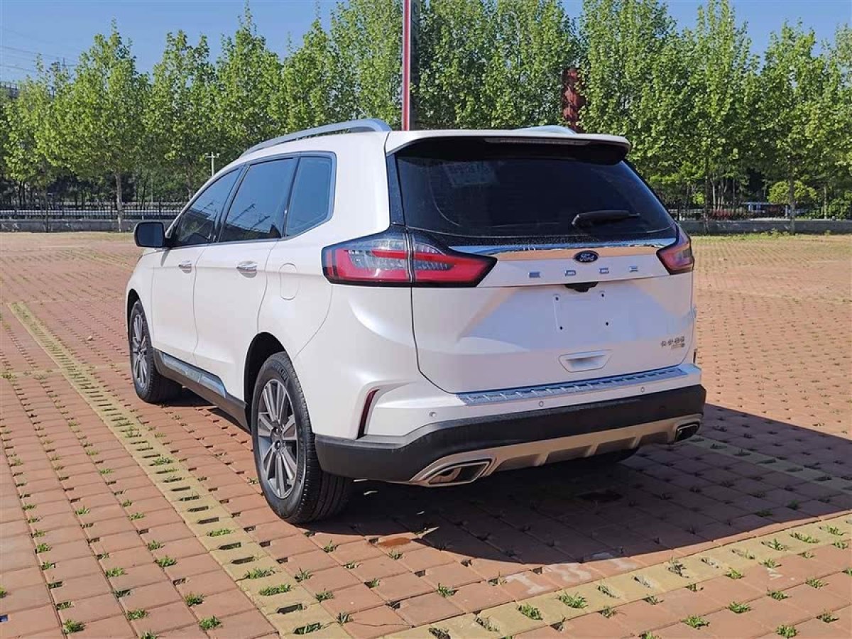 福特 銳界  2021款 PLUS EcoBoost 245 兩驅(qū)鉑銳型 5座圖片