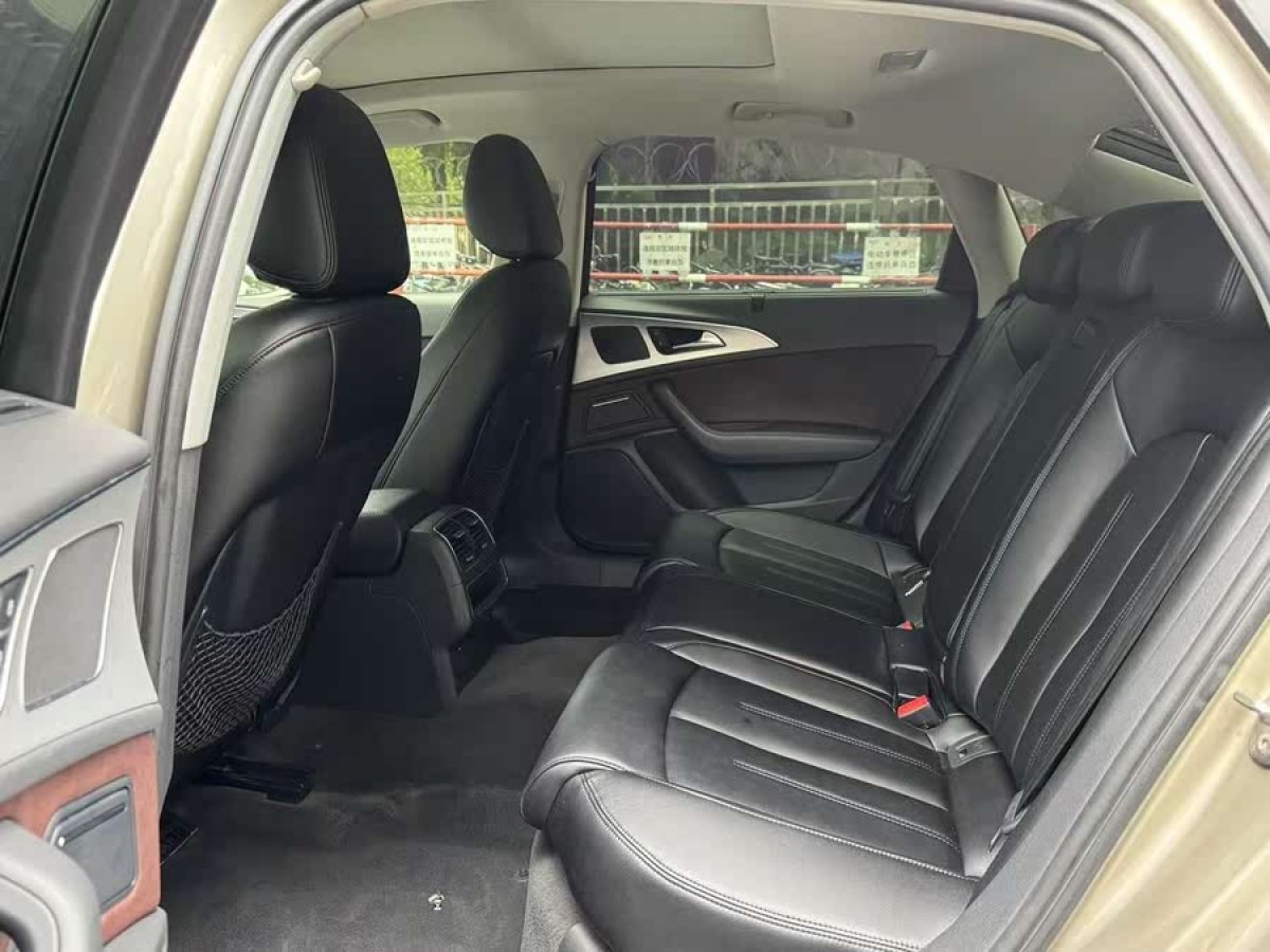 奧迪 奧迪A6L  2014款 TFSI 標(biāo)準(zhǔn)型圖片