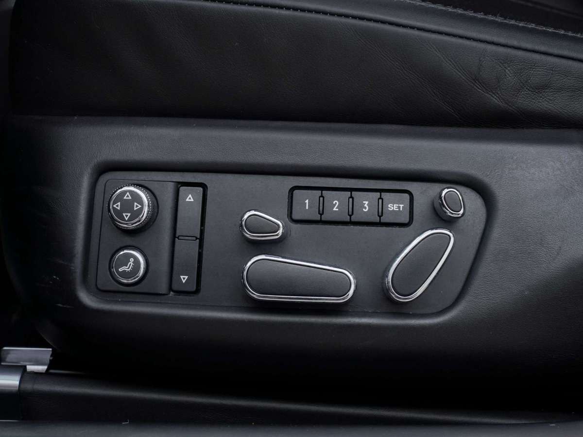 宾利 飞驰 2017款 4.0T 五座 标准版 (美规)图片