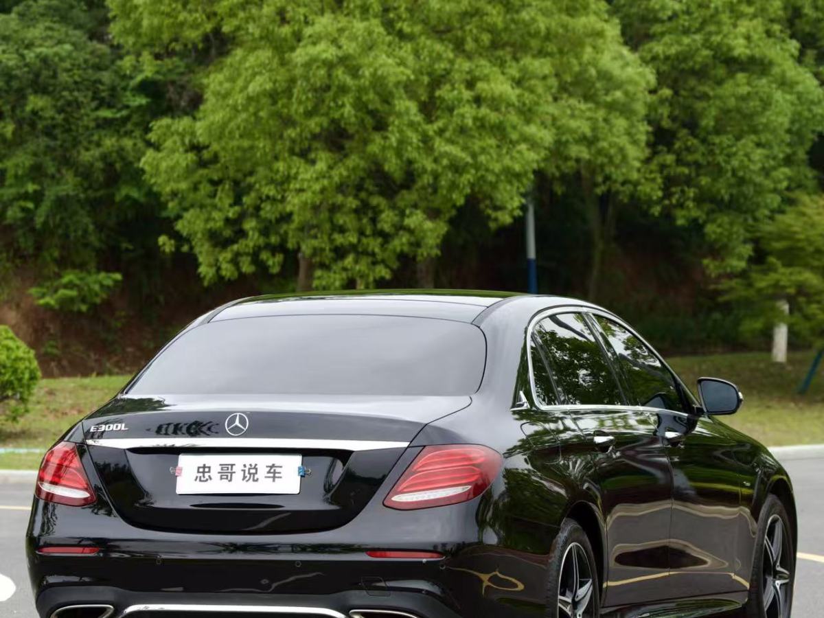 奔馳 奔馳E級  2020款 改款 E 300 L 運動殊享版圖片