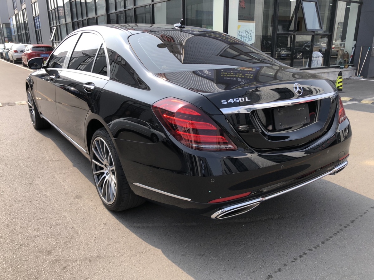 奔馳 奔馳S級(jí)  2019款 S 350 L 尊貴型圖片