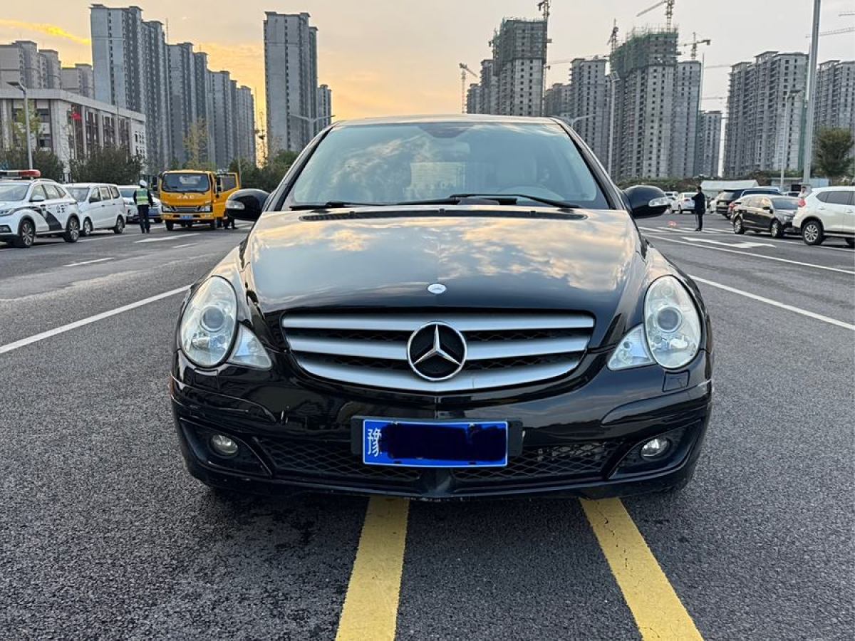 2006年12月奔馳 奔馳R級  2007款 R 350 L 4MATIC