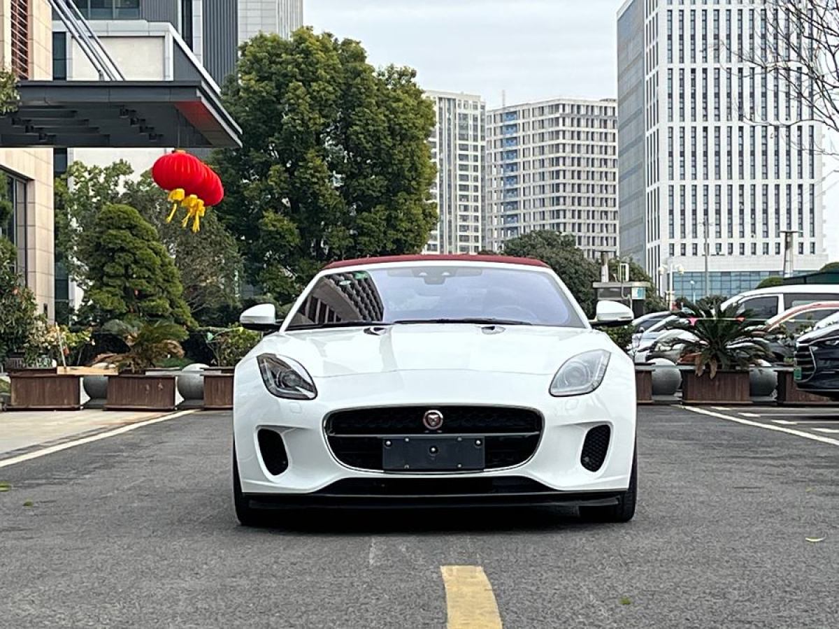 2019年6月捷豹 F-TYPE  2019款 2.0T 敞篷版