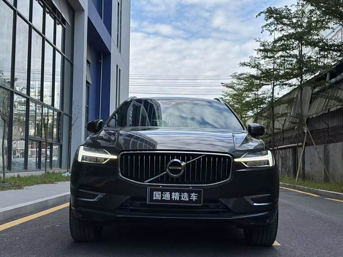 沃爾沃 XC60  2021款 T5 四驅(qū)智逸豪華版圖片