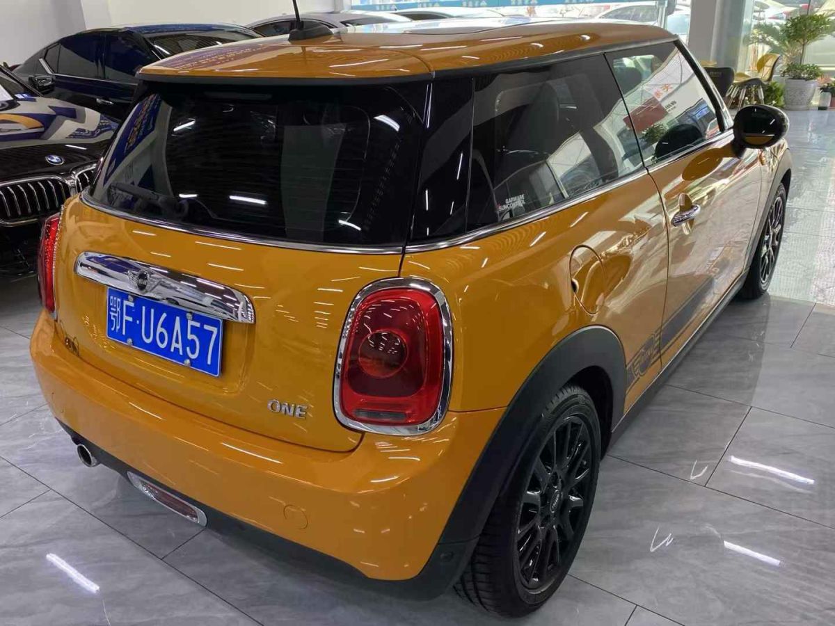 MINI MINI  2015款 1.2T 手動(dòng) ONE圖片