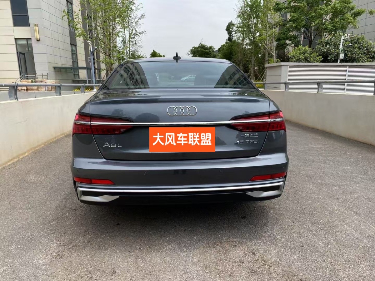 奧迪 奧迪A6L  2024款 45 TFSI 臻選動(dòng)感型圖片
