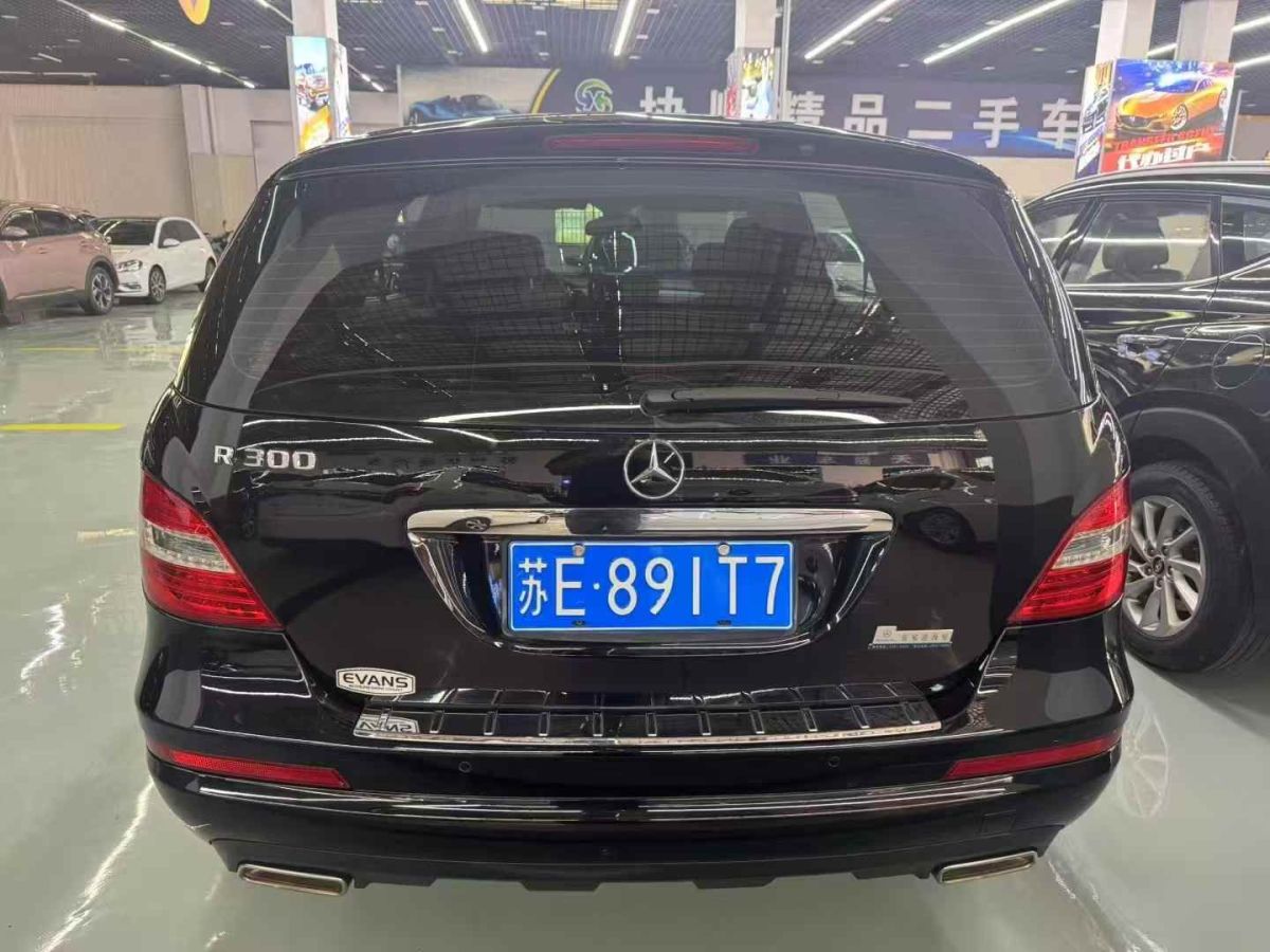 奔馳 奔馳R級(jí)  2013款 R 300 L 3.0 商務(wù)型圖片