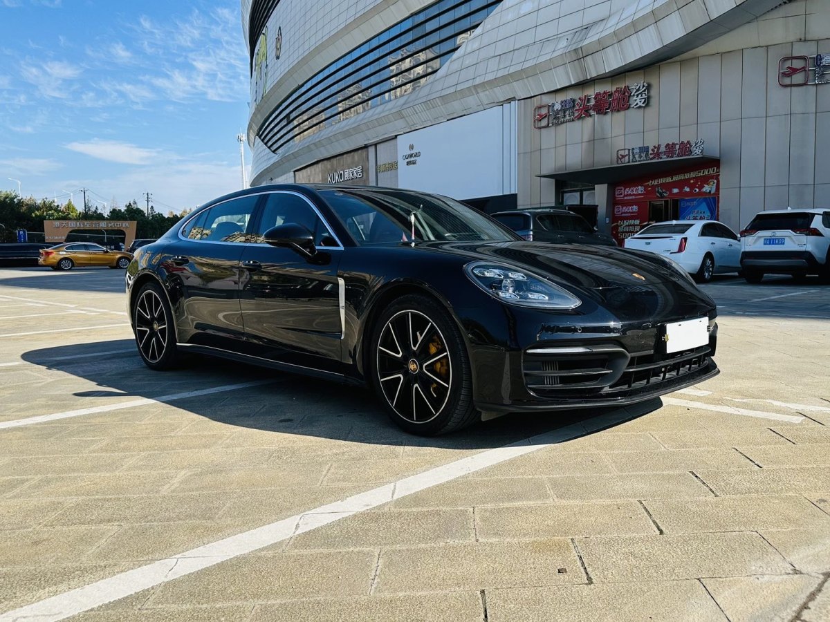 2022年2月保時(shí)捷 Panamera  2021款 Panamera 行政加長(zhǎng)版 2.9T