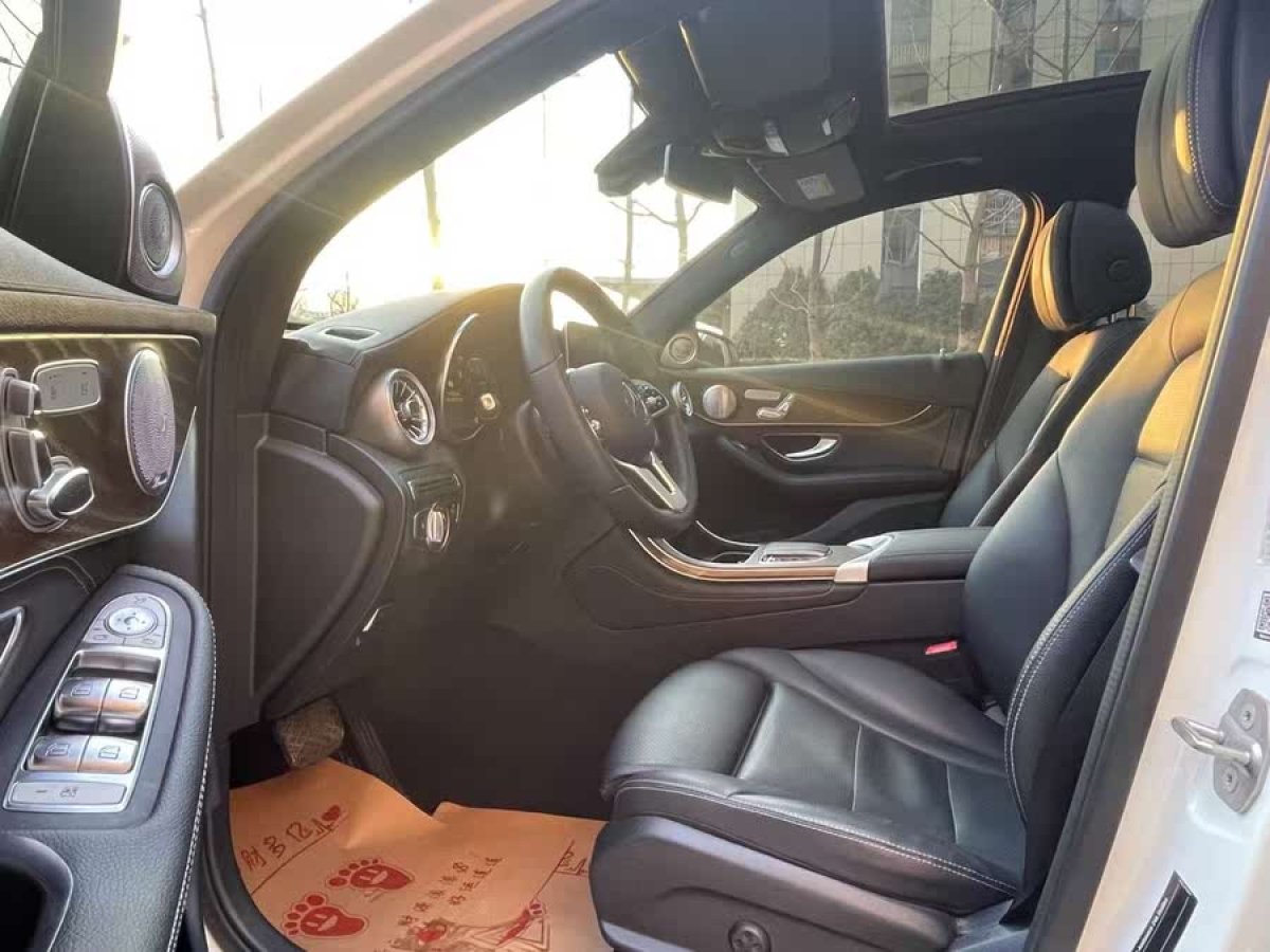 奔馳 奔馳GLC  2025款 改款 GLC 260 L 4MATIC 豪華型圖片