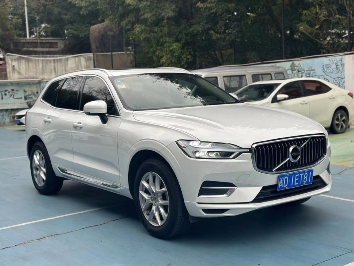 沃爾沃 XC60  2020款 T5 四驅(qū)智逸豪華版圖片