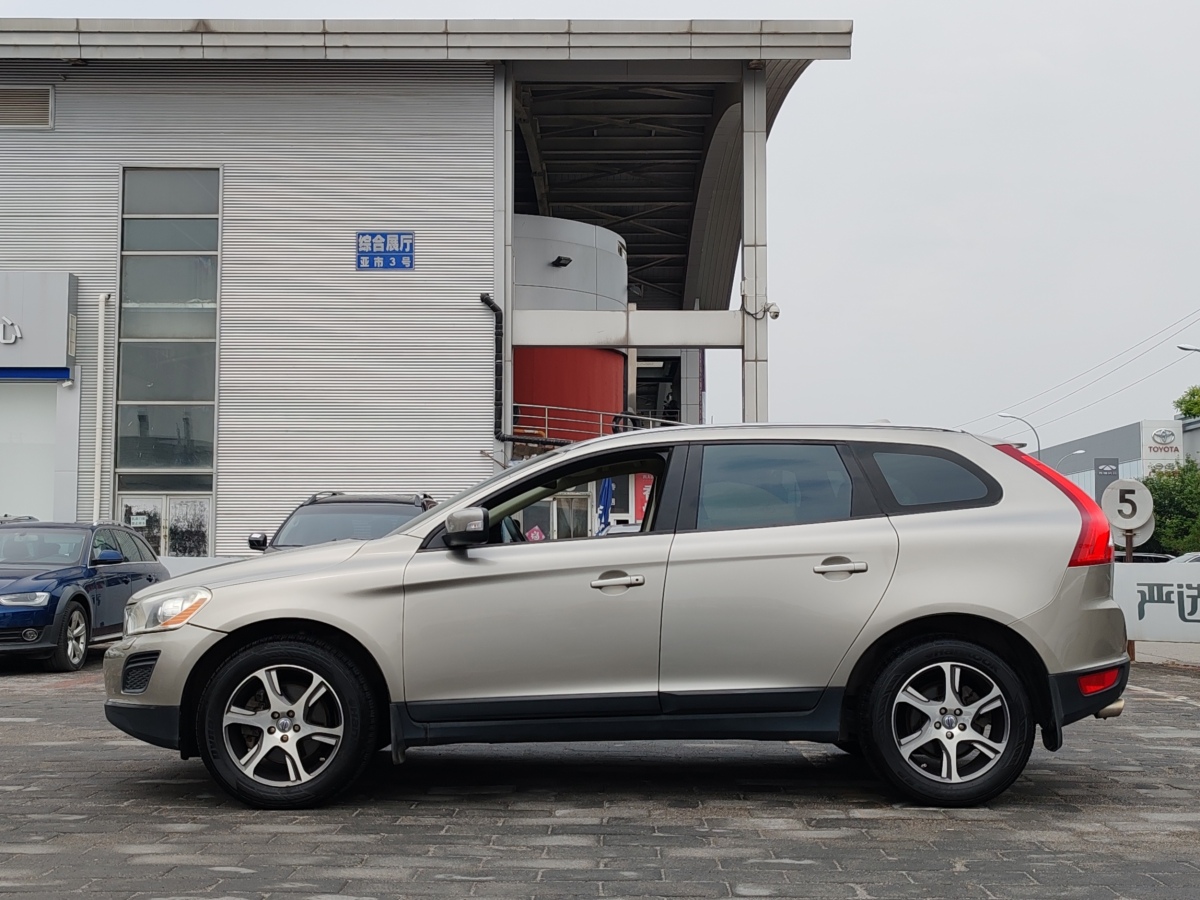 沃爾沃 XC60  2013款 T5 舒適版圖片
