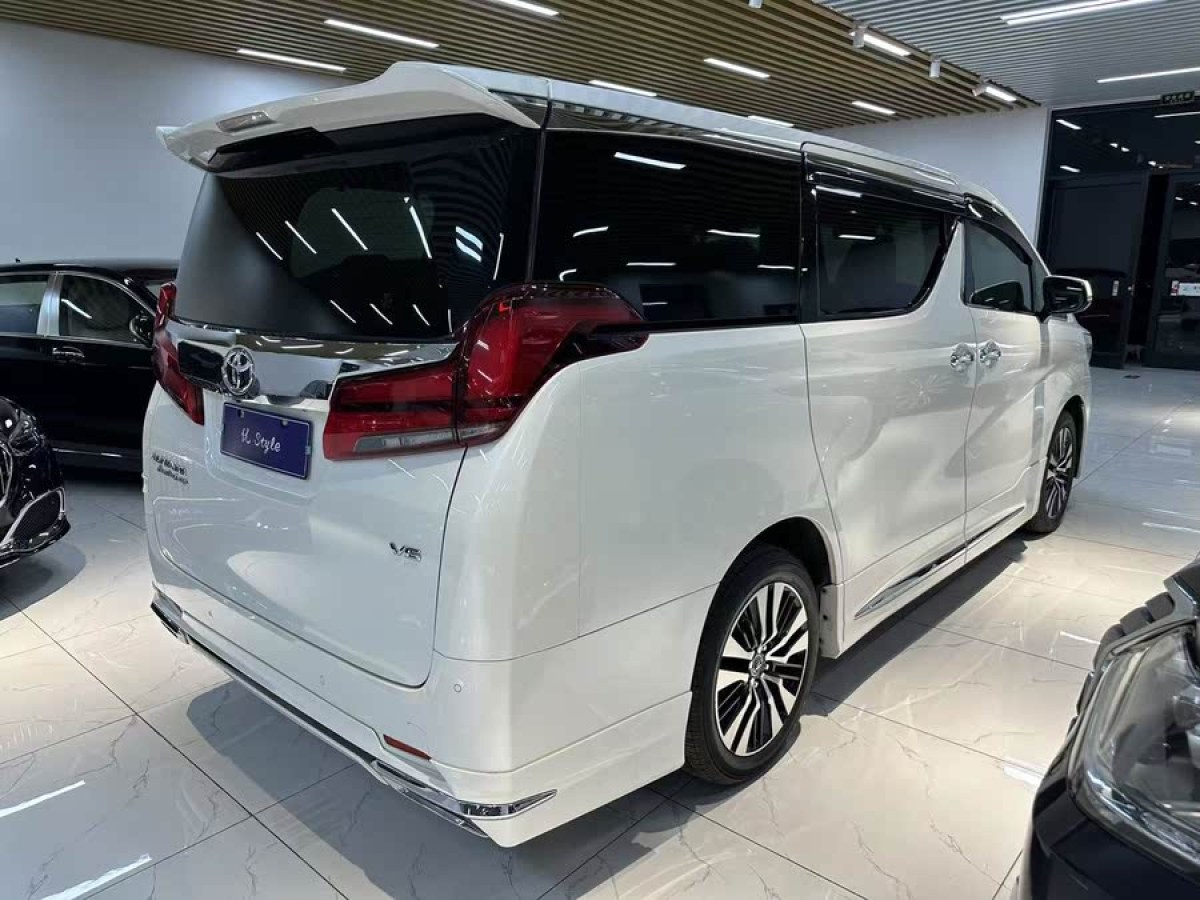 豐田 埃爾法  2018款 改款 3.5L 尊貴版圖片