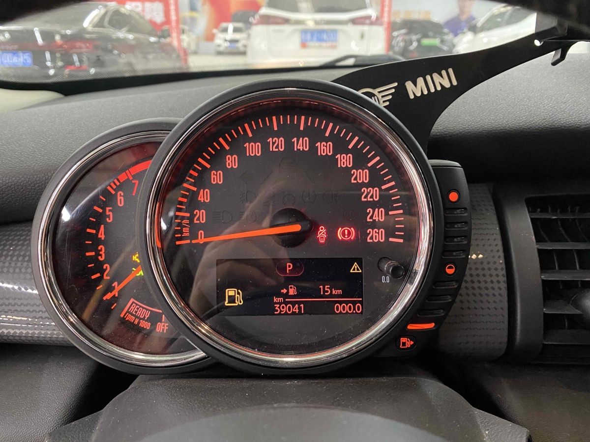 MINI MINI  2015款 1.5T COOPER Fun 五門版圖片