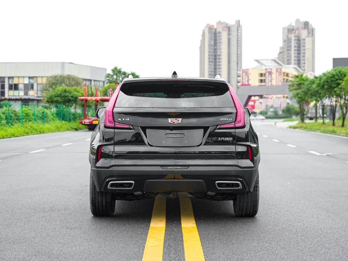 凱迪拉克 XT4  2024款 28T 兩驅(qū)豪華型圖片