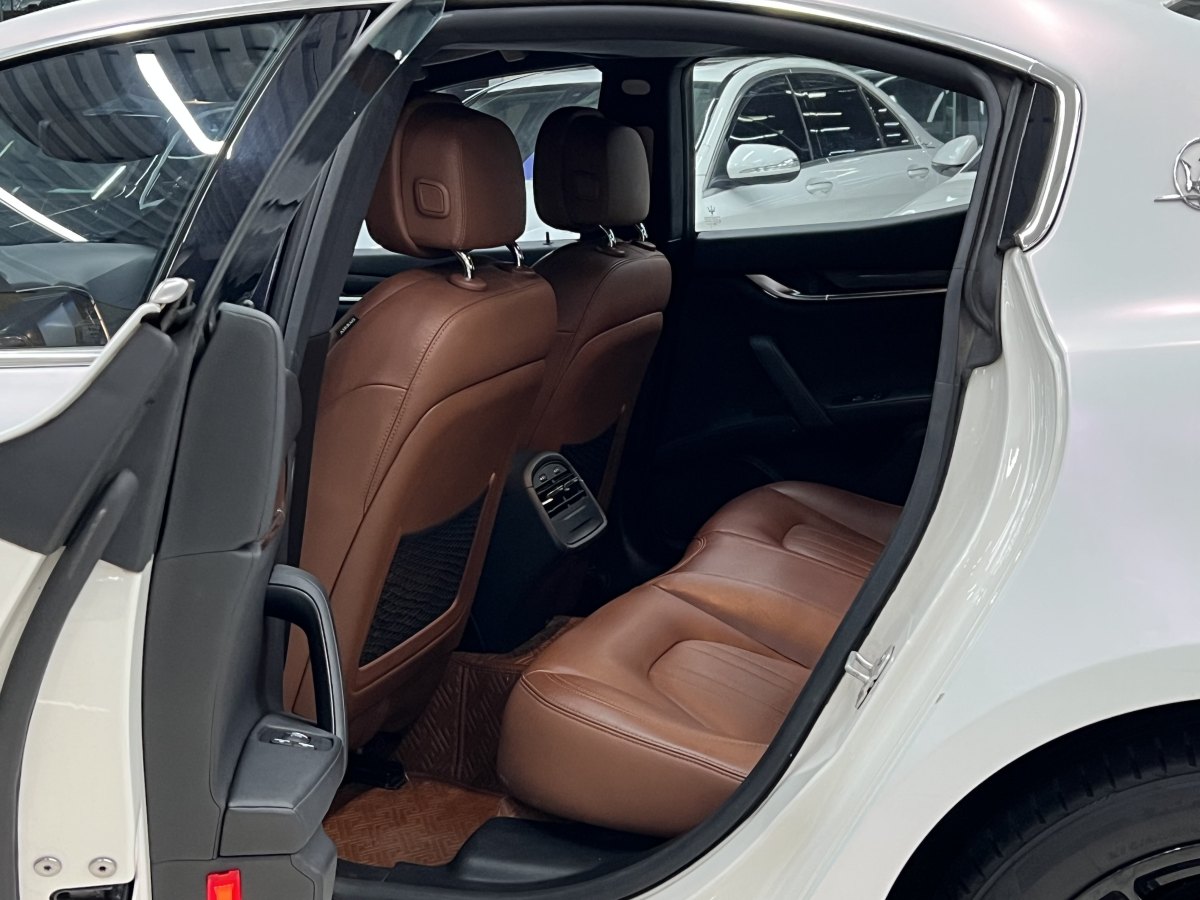 瑪莎拉蒂 Ghibli  2017款 3.0T 標(biāo)準(zhǔn)版圖片