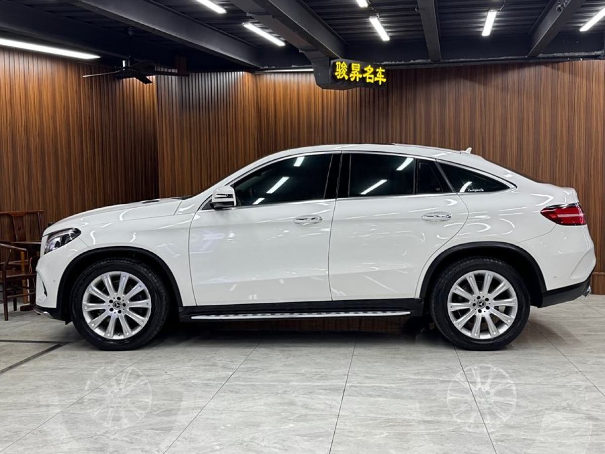 奔馳 奔馳GLE轎跑  2018款 GLE 320 4MATIC 轎跑SUV圖片