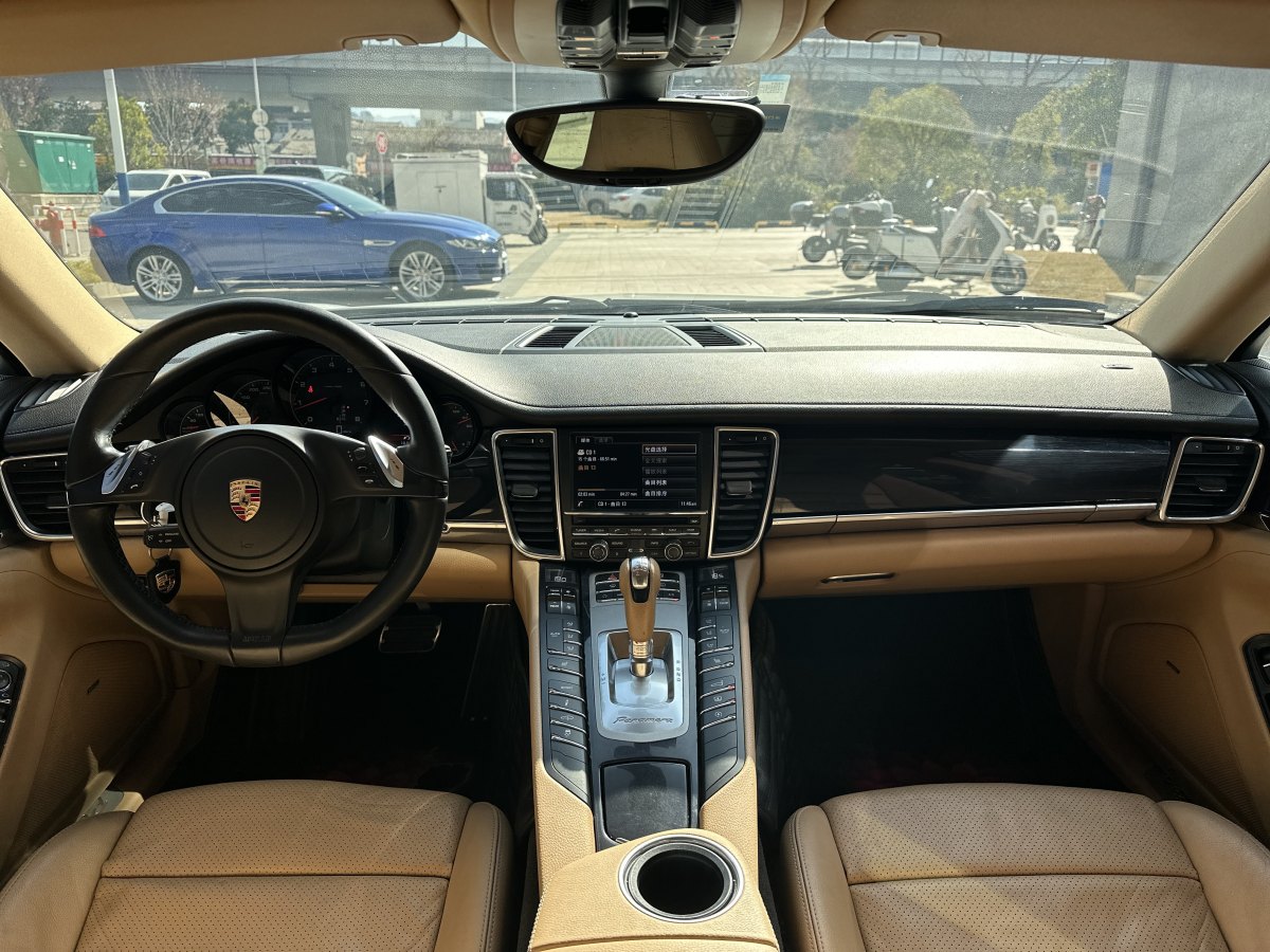 保時(shí)捷 Panamera  2013款 Panamera Platinum Edition 3.6L圖片