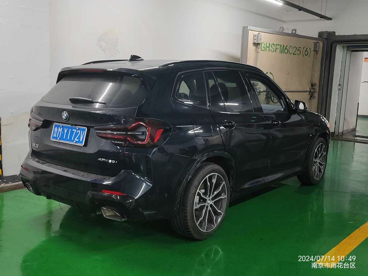 寶馬 寶馬X3  2023款 xDrive30i 領(lǐng)先型 M曜夜套裝圖片