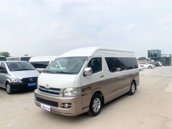 丰田 HIACE 2005款 13人座豪华小客车 TRH223L—LEMNK 标准版