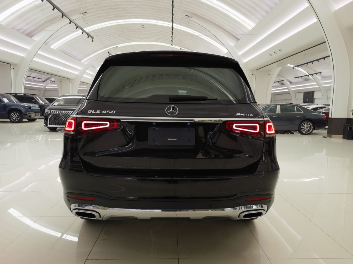 奔馳 奔馳GLS  2023款 改款 GLS 450 4MATIC 豪華型圖片