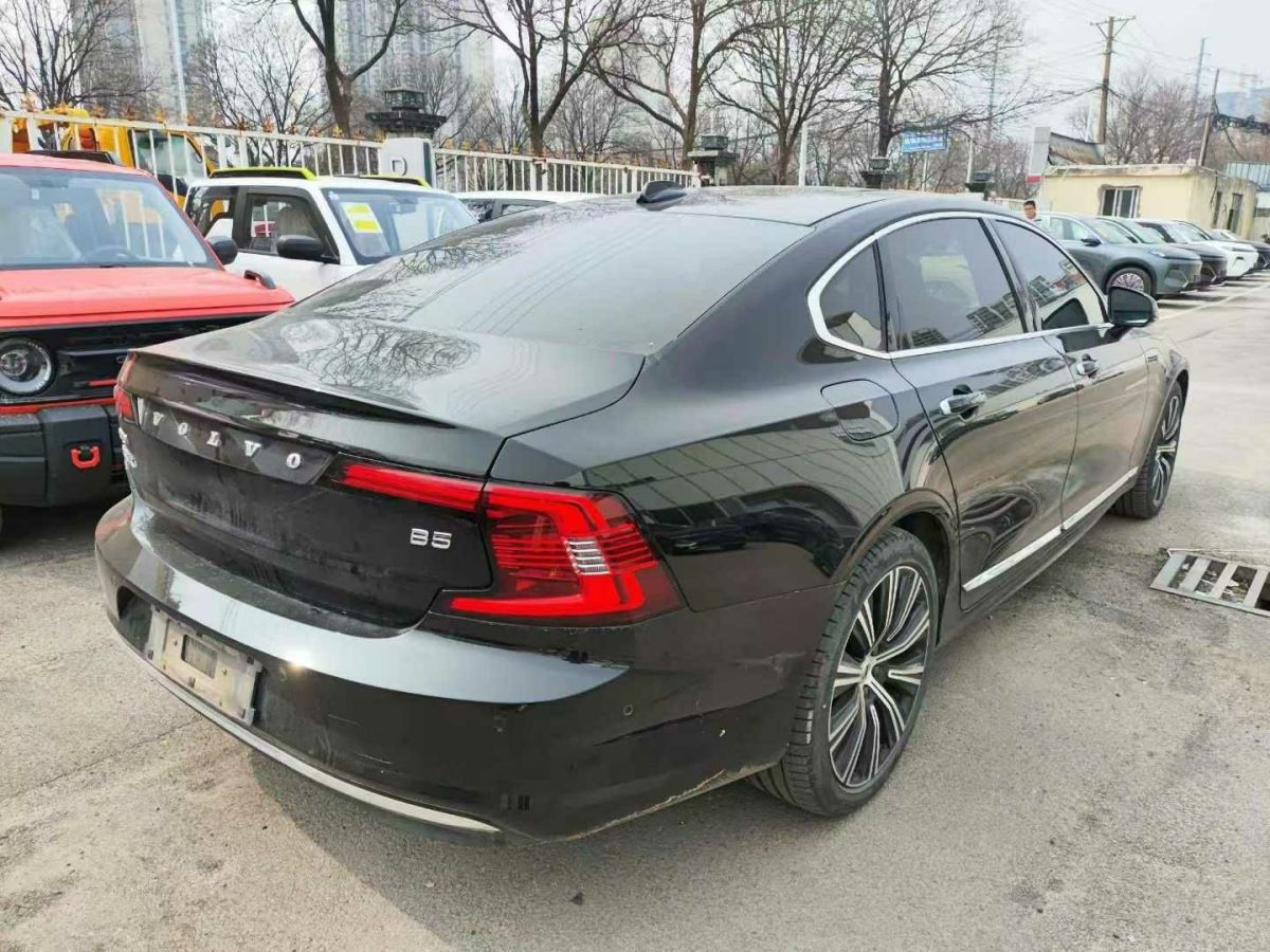 沃爾沃 S90  2022款 B5 智遠(yuǎn)豪華版圖片